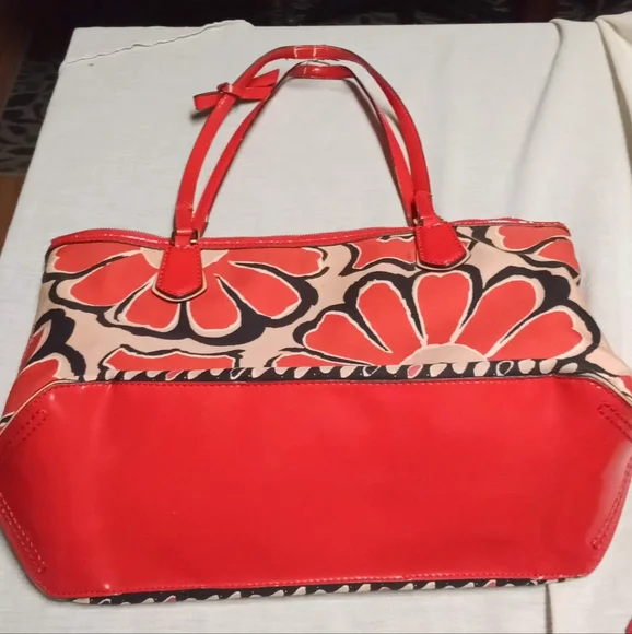 Coach Red and Black Floral Tote Bag - Picture 5 of 7